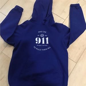 Porsche 911 sweatshirt M. New never worn.